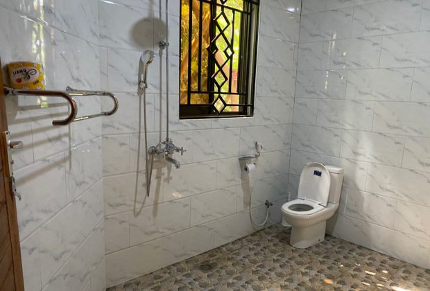 WhatsApp Image 2025-10-23 at 10.40.59 (1)